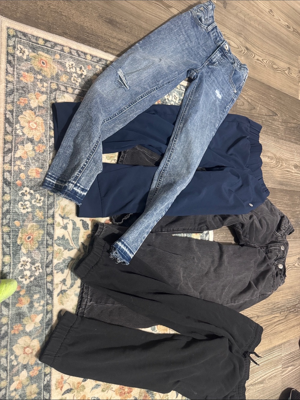 Men's Blue Distressed Denim Jeans - Classic Casual